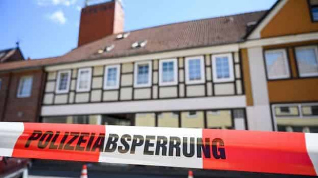 Crossbow German deaths: Two shot through heart, one in neck