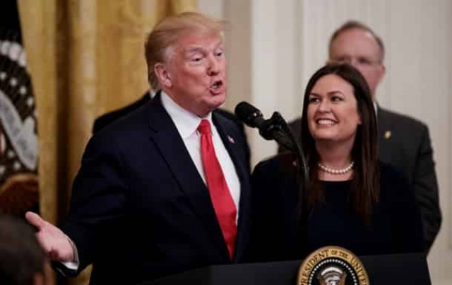 Пресс-секретарь Трампа уходит в отставку