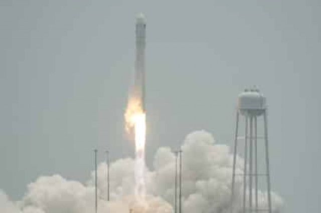 К МКС отправился частный грузовик