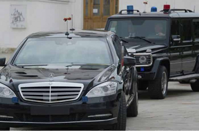 Кортеж Зеленського розбився в жахливому ДТП - подробиці (фото, відео)