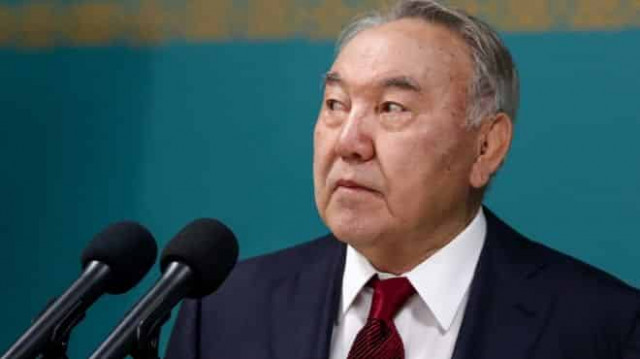 Как Назарбаев решил стать посредником на переговорах Путина с Зеленским
