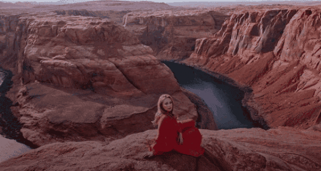 Тіна Кароль ледь не загинула за кордоном: Бігла щодуху