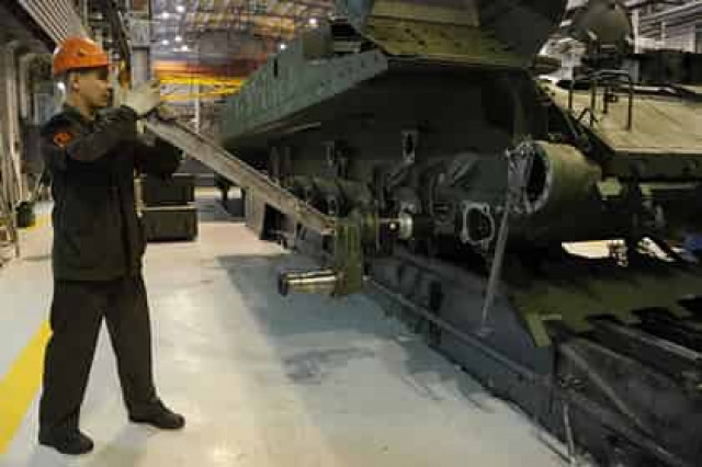 Появились фотографии из секретных цехов «Уралвагонзавода»
