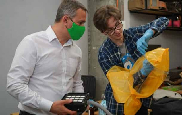 В Украине разработали защитные шлемы для врачей