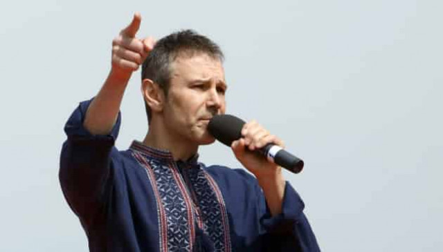 Вакарчук заявив, що представникам його партії погрожують фізичною розправою