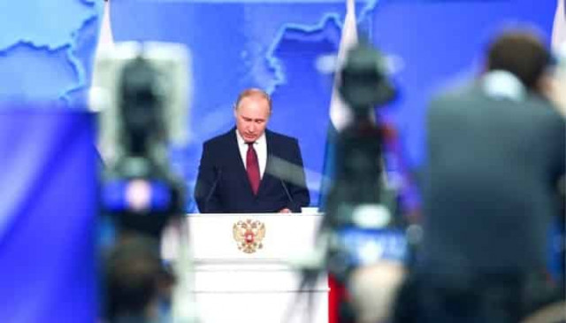 Putin insists on disengagement of troops along entire demarcation line in Donbas