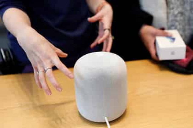 Apple обвинили в порче мебели
