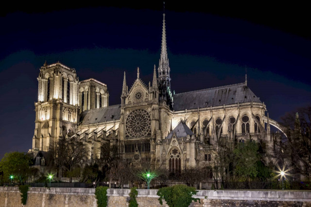 Открыт сбор средств на реконструкцию Собора Парижской Богоматери
