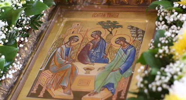 16 червня: Православні християни відзначають День Святої Трійці