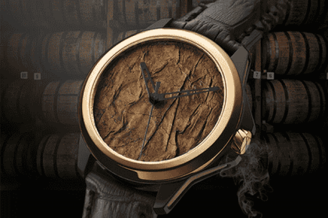 Иван Арпа выстлал циферблат часов табачным листом