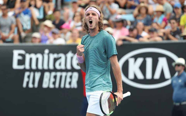 Tsitsipas through to Australian open 3rd round