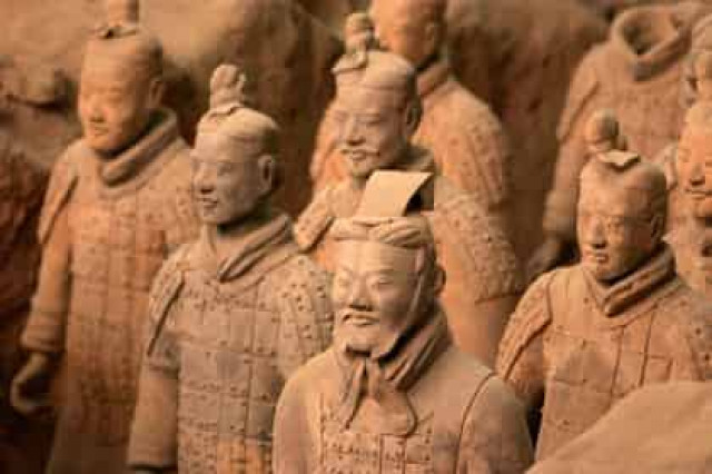 Американец украл палец у воина Терракотовой армии и отдал ФБР
