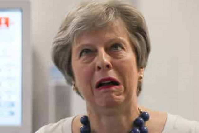 Мэй объяснилась перед парламентом по поводу удара по Сирии