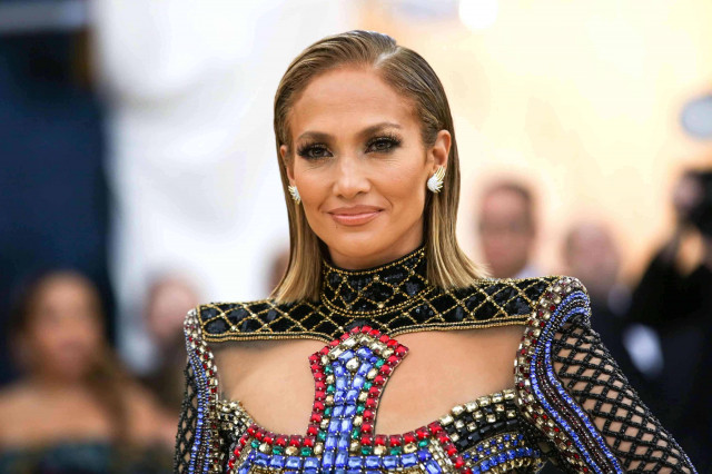 Дженнифер Лопес признали иконой стиля 