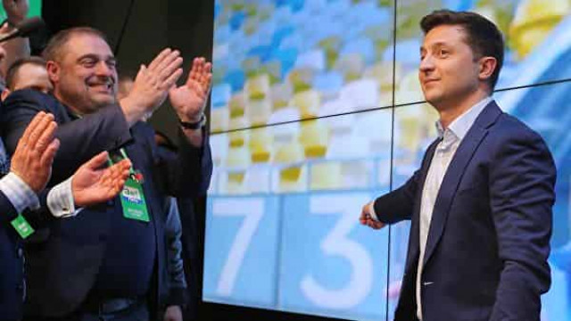 Штаб Зеленского анонсировал роспуск Верховной Рады