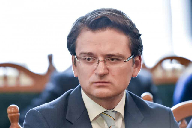 В Кремле негативно оценили предоставление Украине статуса партнера НАТО