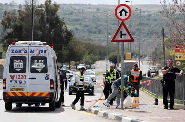 Israeli rabbi, wounded in Palestinian attack, dies: hospital