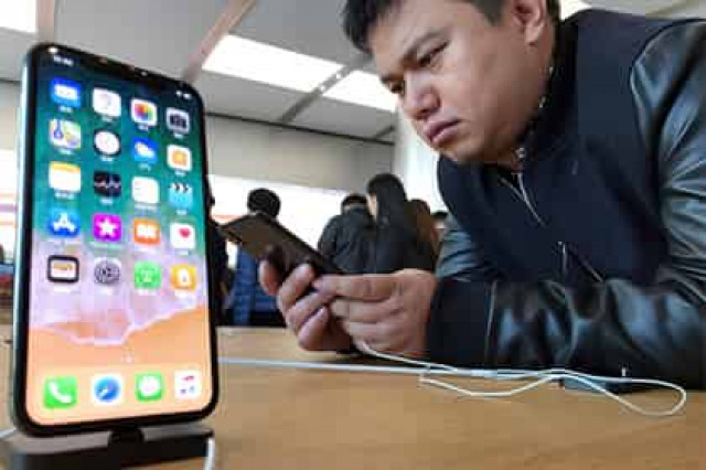 Назван самый прибыльный смартфон
