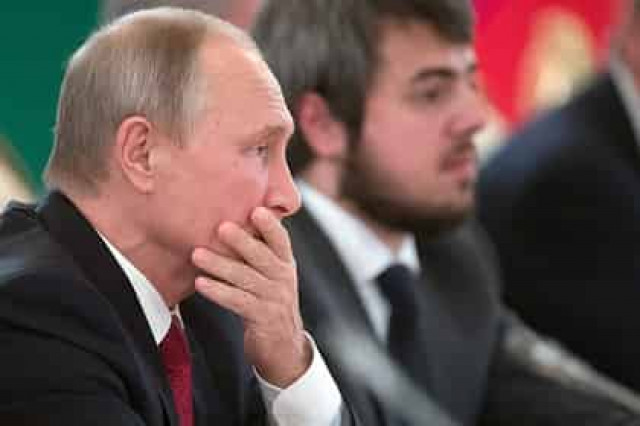 Кремль объяснил интенсивность международных контактов Путина
