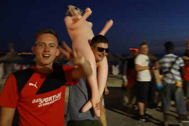 Власти Майорки объявили войну тусовщикам
