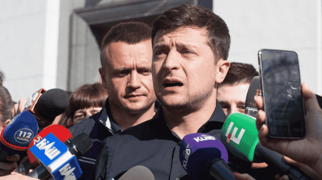 Зеленский заявил, что Украина вернет Крым