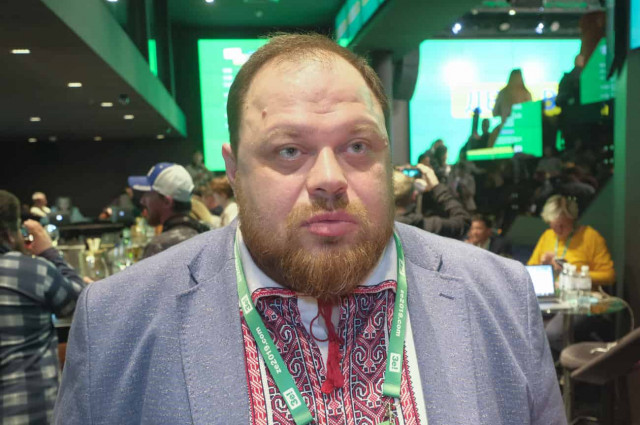 Зеленский просит Раду на текущей неделе одобрить увольнение Луценко, Климкина и назначить главой МИД Пристайко