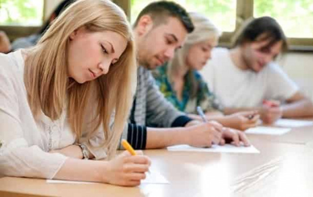 Верховная Рада приняла решение об отмене обязательной итоговой аттестации