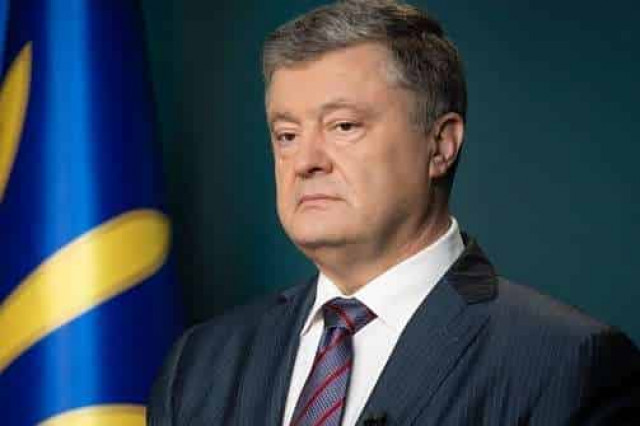 «Позов шитий білими нитками» - Порошенко намагаються зняти з виборів