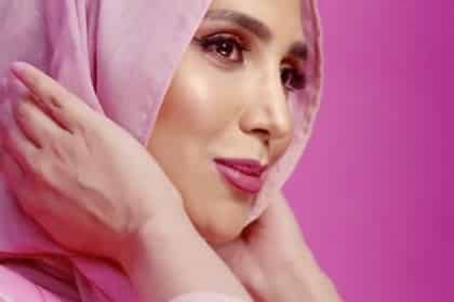 Мусульманке в хиджабе доверили рекламу средства для волос