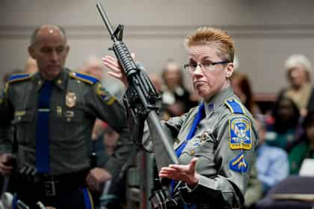 Американцы раскупили орудие убийства школьников во Флориде
