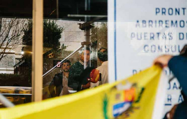 Venezuelan government condemns occupation of diplomatic missions by opposition
