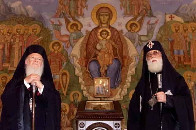 Ecumenical Patriarchate orders churches to halt services until end-March