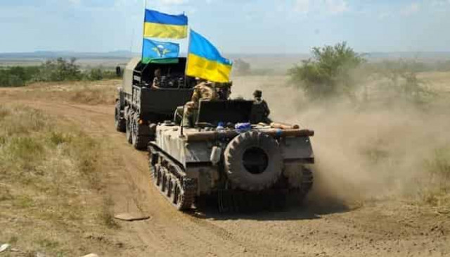 Invaders launch 15 attacks on Ukrainian troops in Donbas