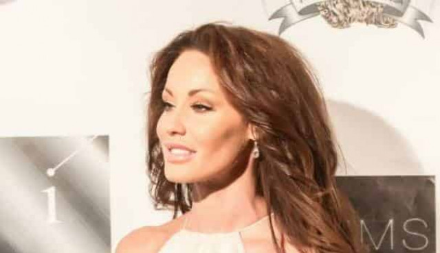 Изобразившую Меланию Трамп стриптизершей модель затравили