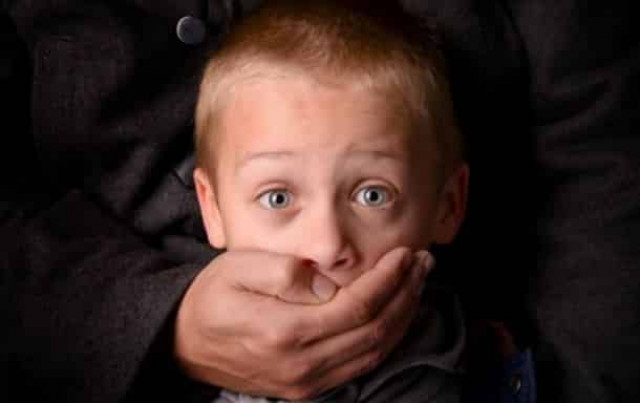 В Одесі підлітки катували малолітню дитину