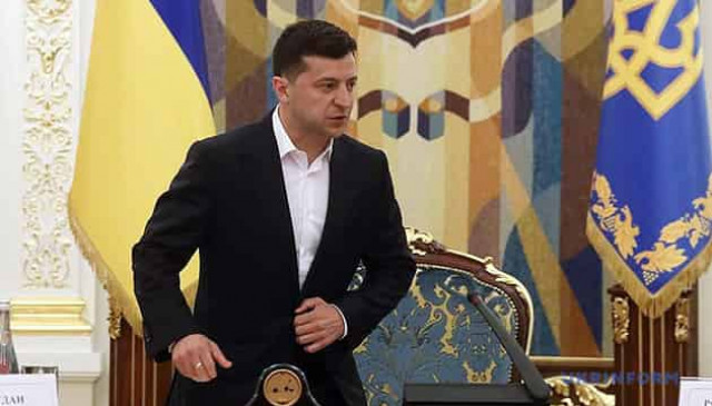 Zelensky replaces ambassadors of Ukraine in four countries