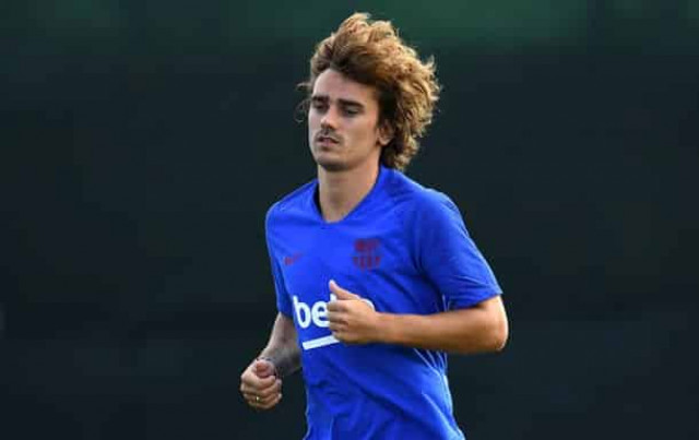 Испанская федерация футбола открыла дело против Барселоны и Гризманна 