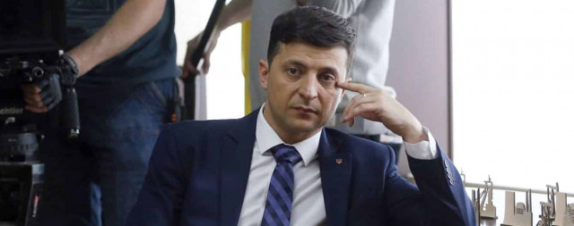 Забрать, уволить, посадить: как у Зеленского хотят наказывать чиновников за коррупцию