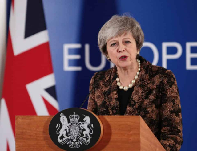 Четыре министра требуют от Мэй отложить Brexit 