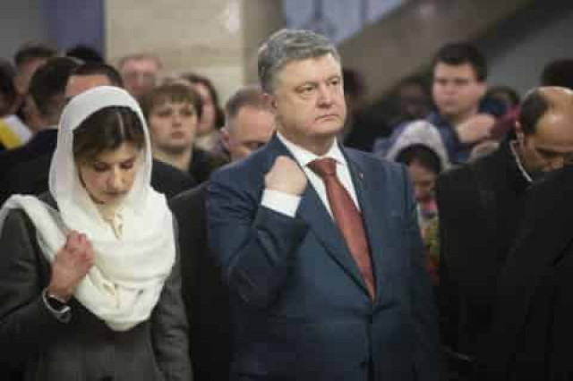 Порошенко поехал в Церковь перед голосованием 