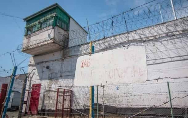 В украинских тюрьмах и СИЗО растет коронавирус