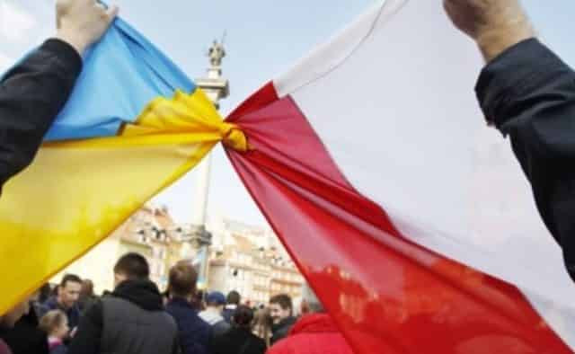Парламент Польши единогласно признал Голодомор в Украине геноцидом