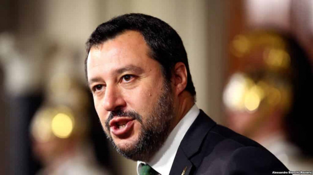 Вице-премьер Италии: Франция не заинтересована в стабилизации Ливии