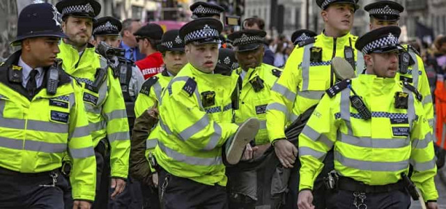 Arrests at London climate-change protests top 1,000