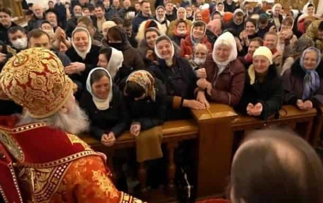 Из-за толп на Пасху карантин могут не ослабить