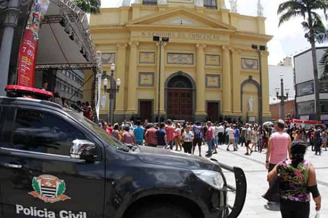 В Бразилии мужчина открыл стрельбу в церкви, есть погибшие