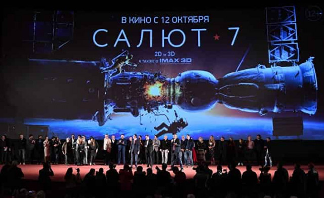 Российский фильм с небольшим бюджетом «Салют-7» наносит удар «гегемонии» Голливуд