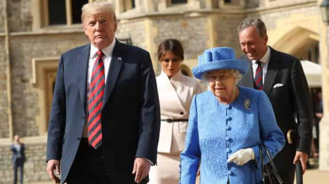 Трамп с женой навестят Елизавету Вторую
