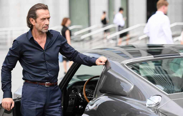 Фильм в главной роли с Машковым возглавил российский кинопрокат 
