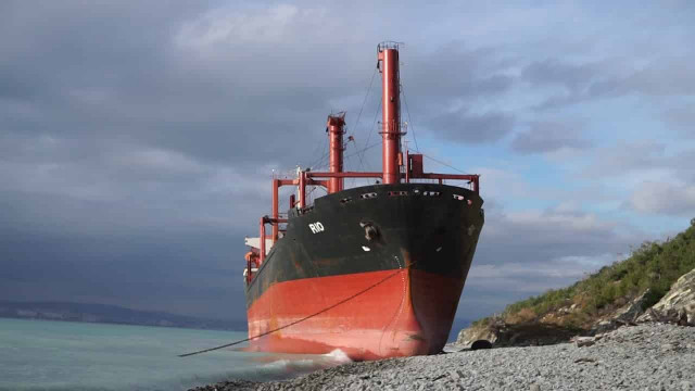 В Черногории обнаружили корабль, набитый наркотиками